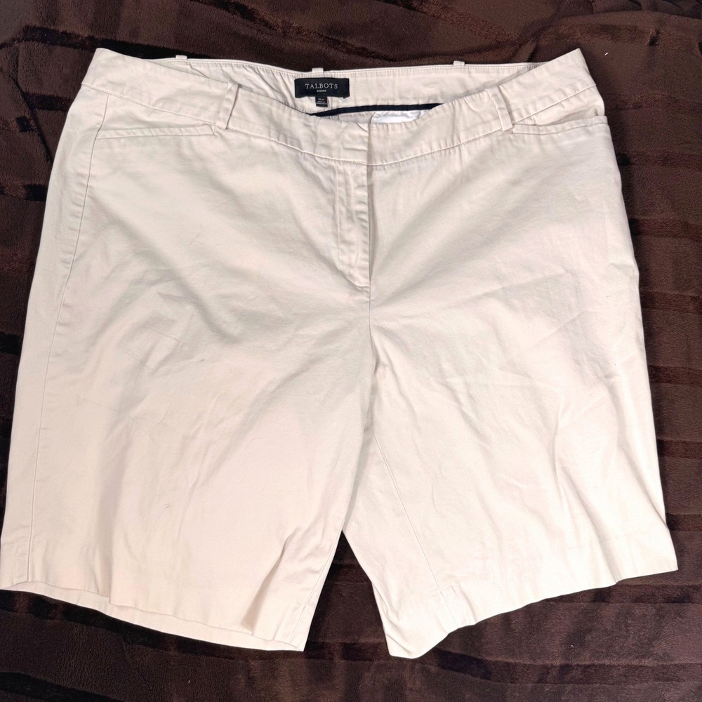 Talbots Woman Beige Chino Shorts Stretch Cotton Khaki Bermuda Size 16W